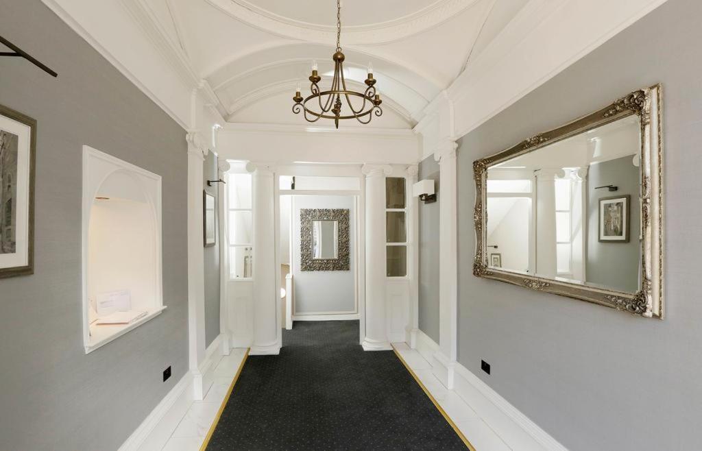 Beautiful Edinburgh New Town Apartment エクステリア 写真